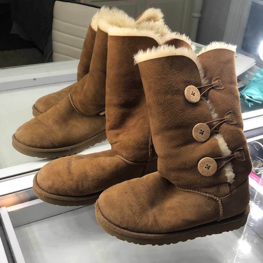 UGGS fall/winter boots
